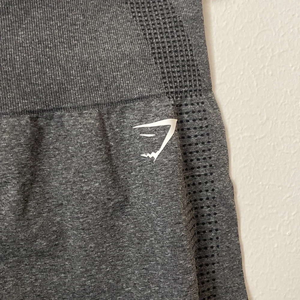 Gymshark Black Leggings - Picture 2 of 4